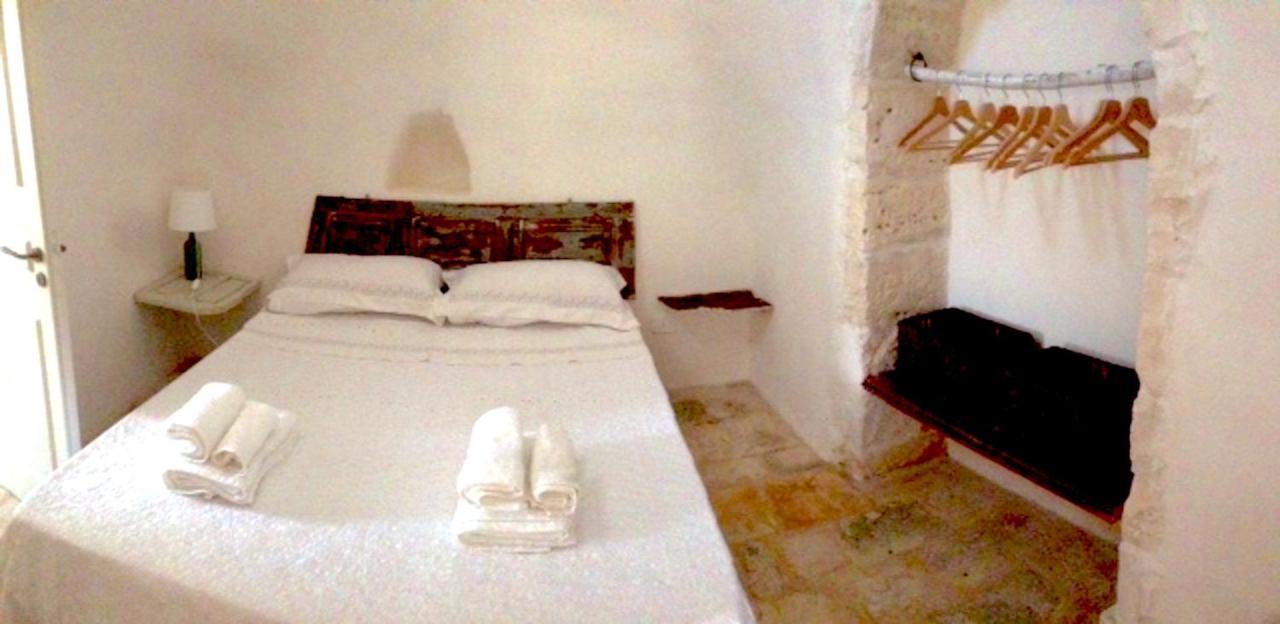 オストゥーニ Borgo Trulli 1789 Bed & Breakfast エクステリア 写真