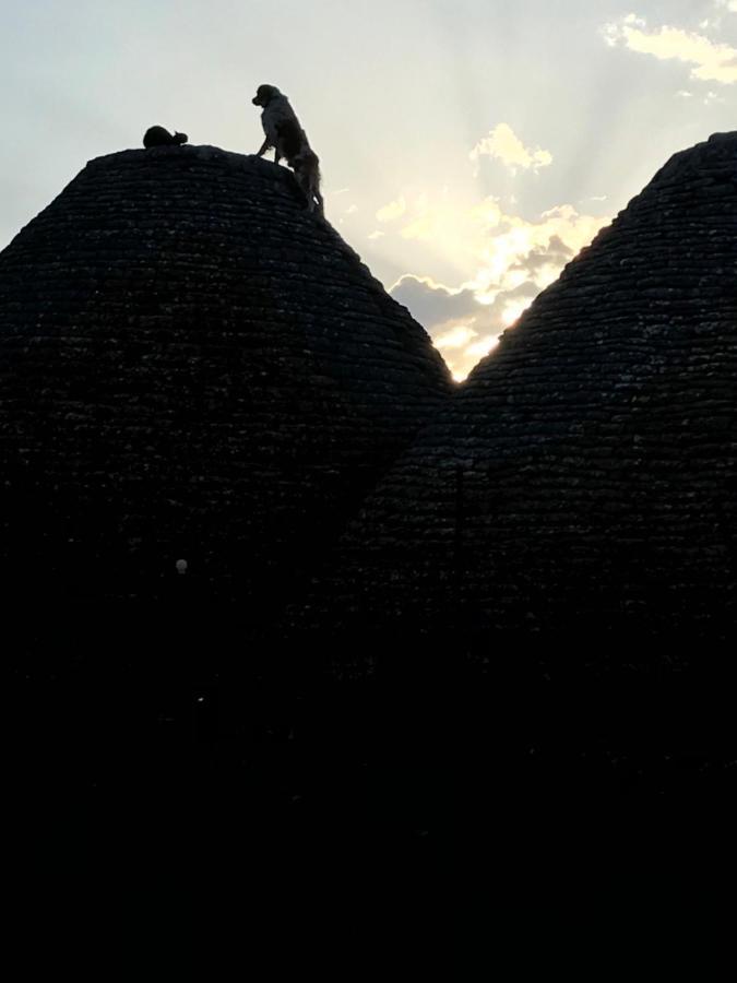 オストゥーニ Borgo Trulli 1789 Bed & Breakfast エクステリア 写真
